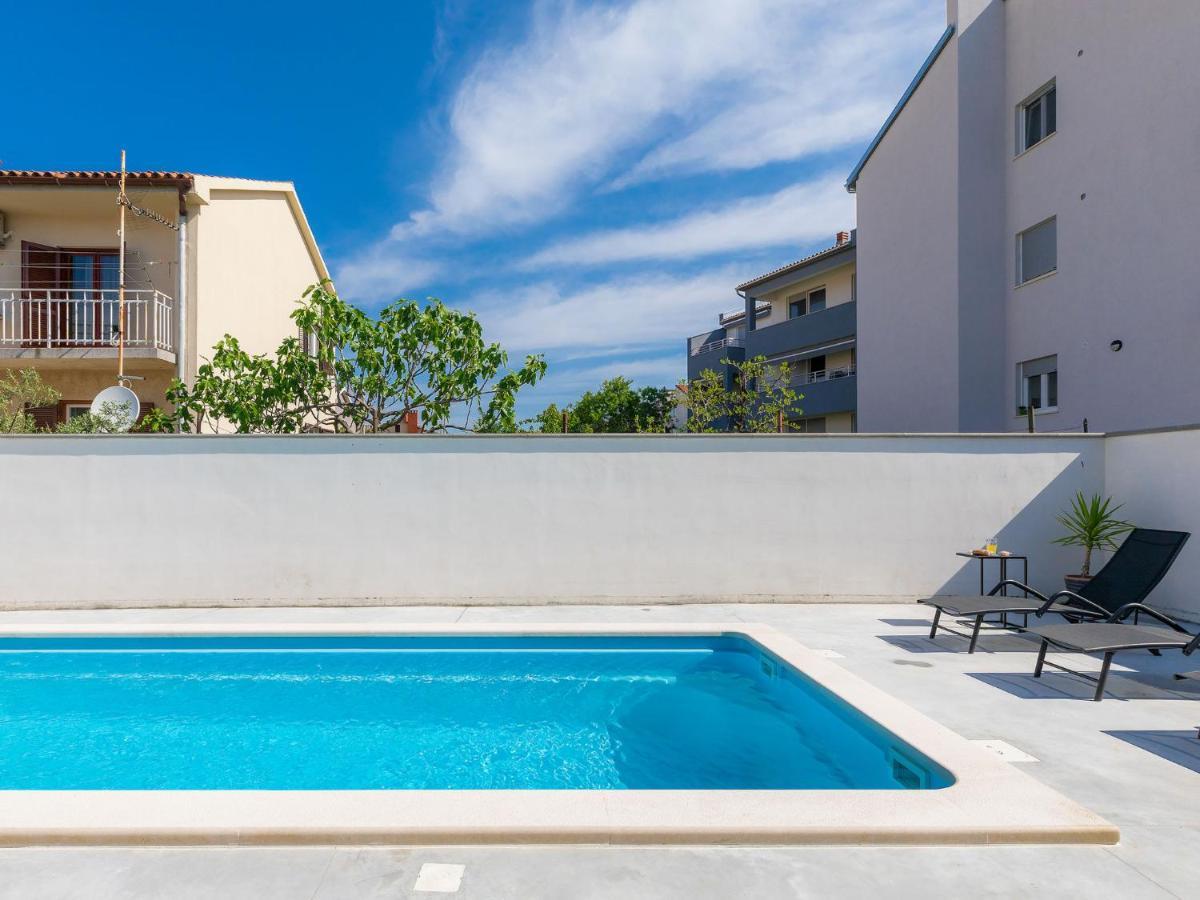 Apartment Laura By Interhome Pula Buitenkant foto